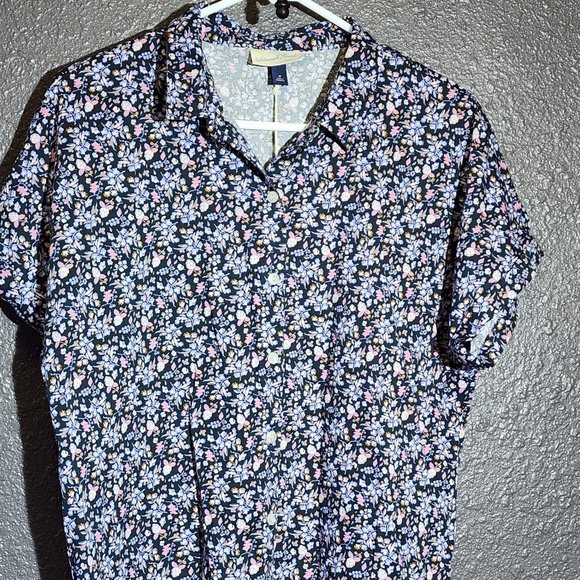 Universal Thread Floral Button-Down Short Sleeve Shirt - Picture 1 of 7